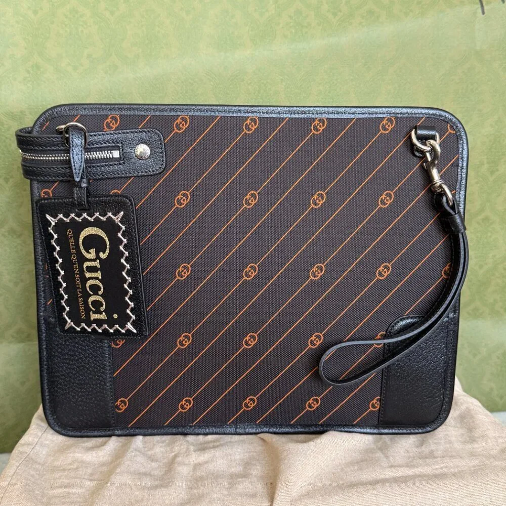Gucci 752595 Unisex Interlocking Medium GG Messenger Bag‎
